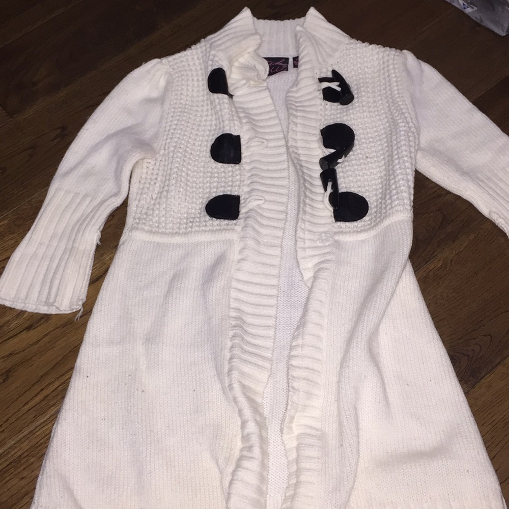 Super cute zip up sweater